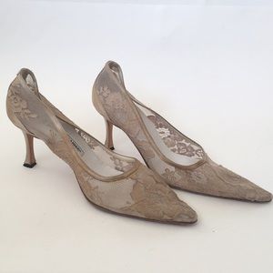 Manolo Blahnik Nude lace heels